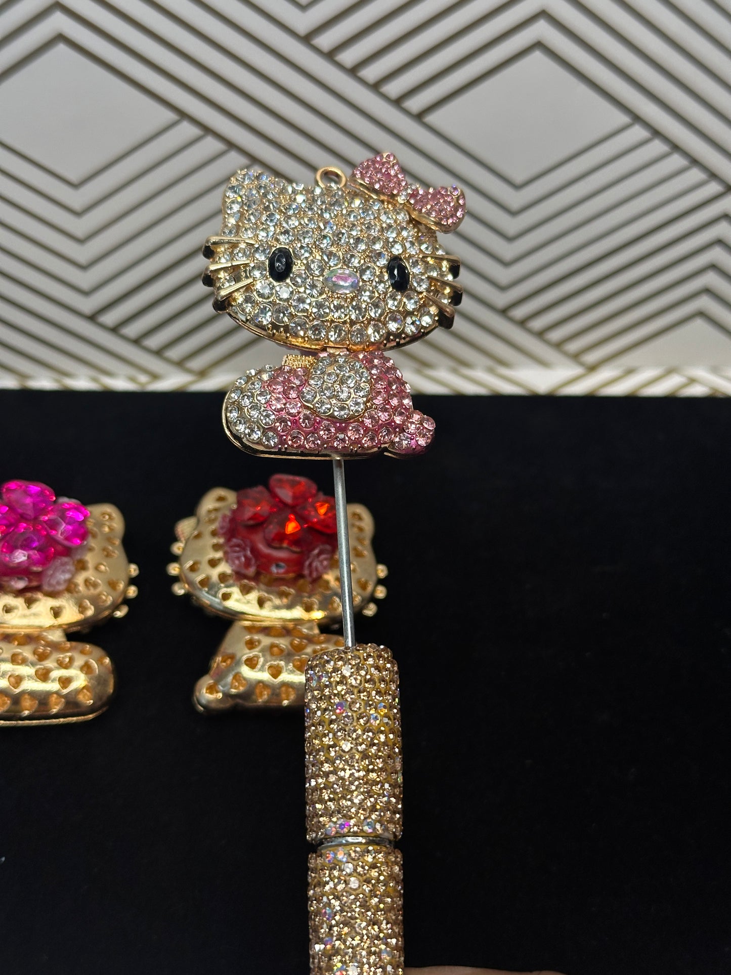 HKitty Bobble Head Pen Topper