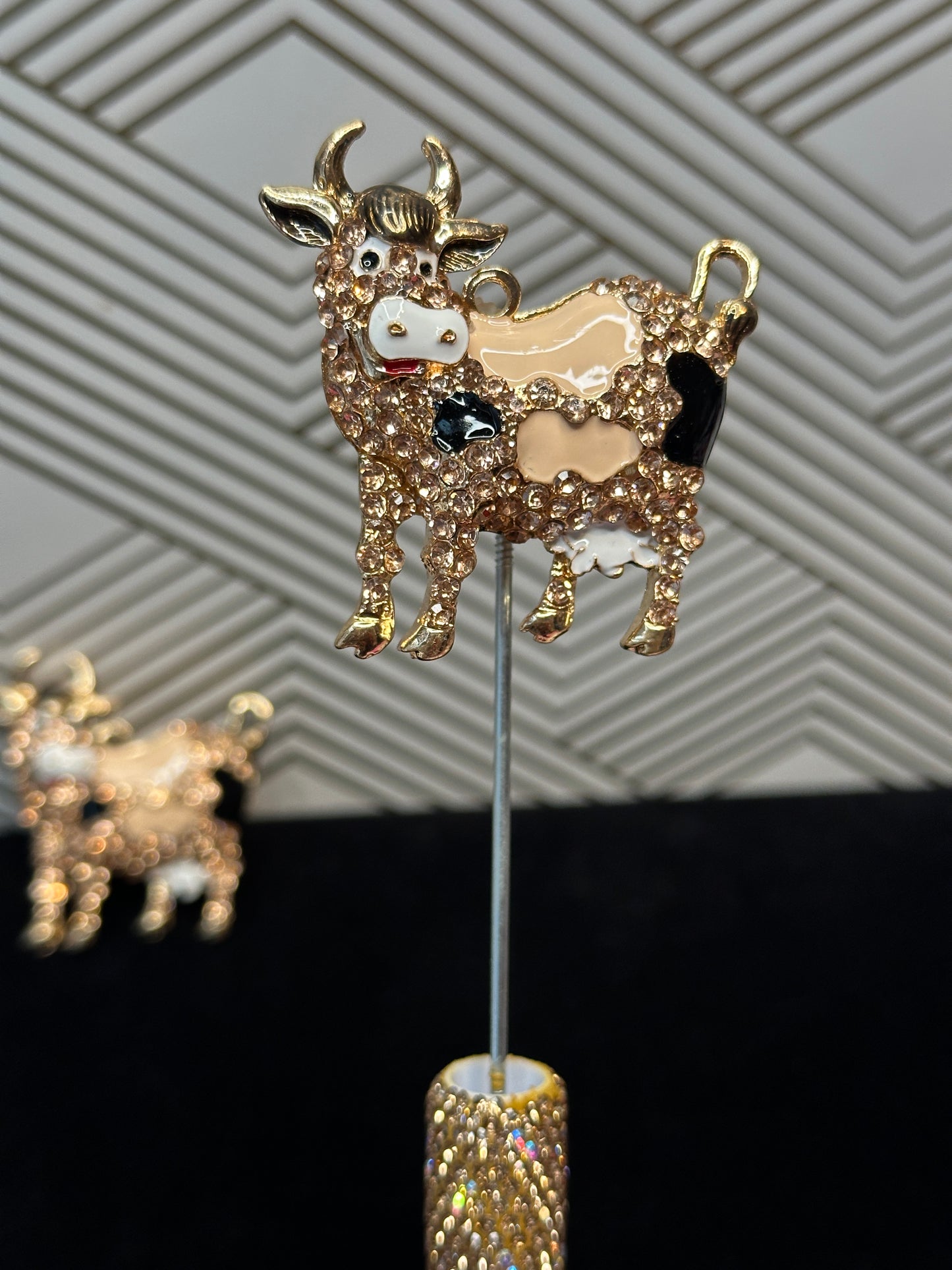 Fancy Bling Cow Pen Topper