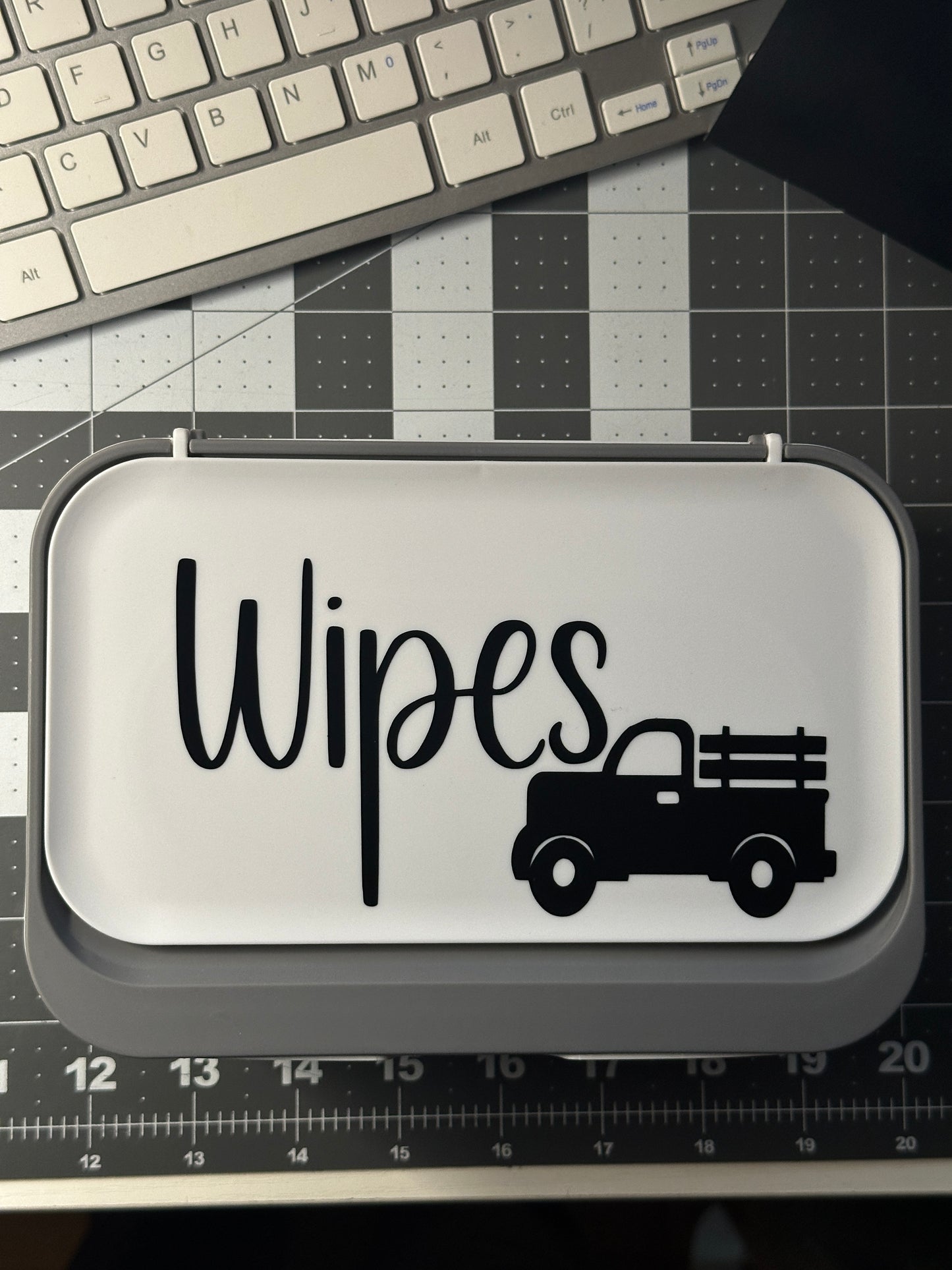 Custom Reusable Wipes Dispenser